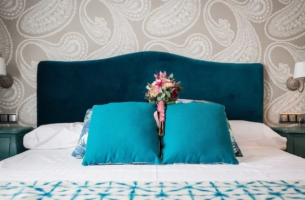 bleu-paon-mur