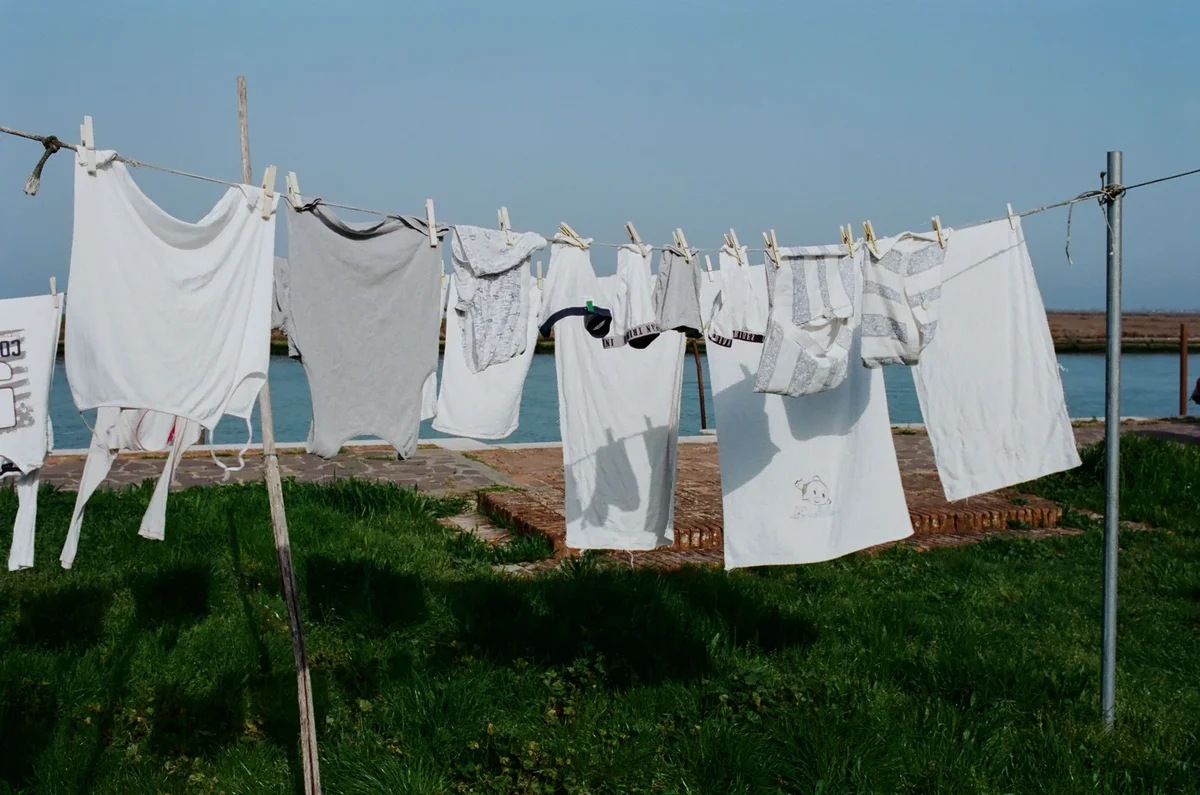 linge blanc qui jaunit